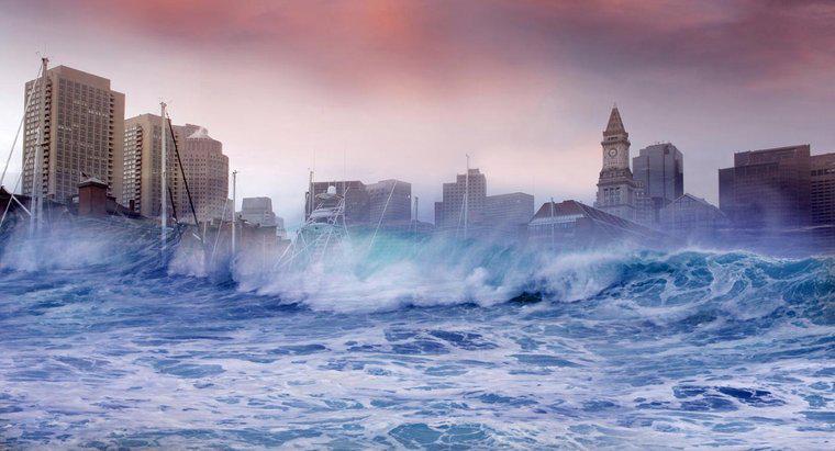 Welche Schäden kann ein Tsunami anrichten?