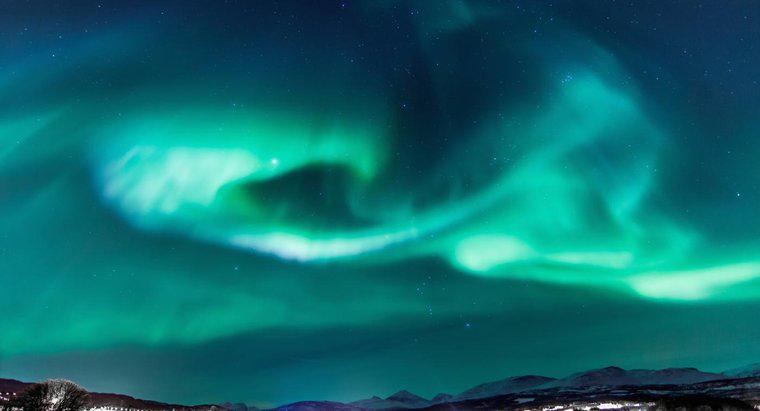 Was sind einige Fakten über die Aurora Borealis?