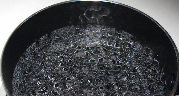 Was passiert, wenn Wasser kocht?