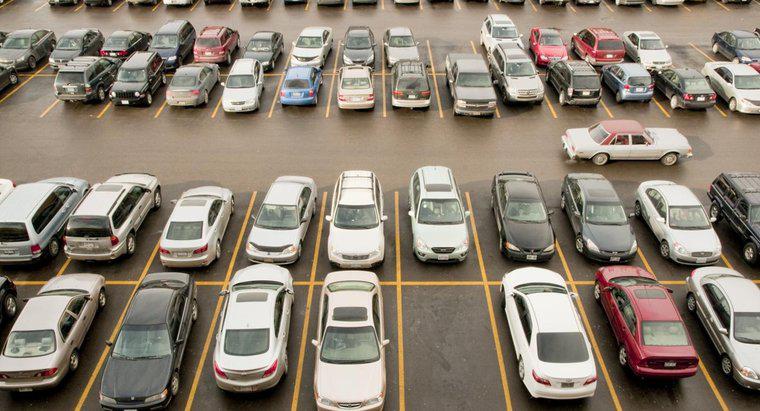 Wie groß ist ein Parkplatz?