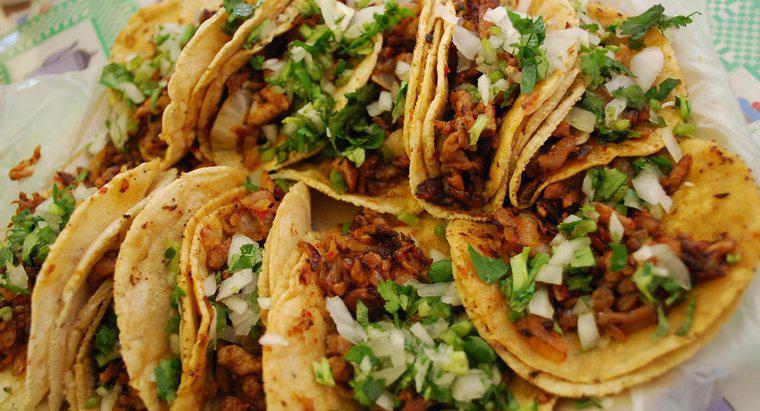 Wie viel Pfund Fleisch benötigen Sie, um Tacos für 20 Personen zuzubereiten?