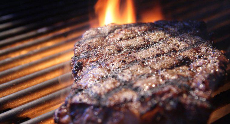 Wie lange dauert es, ein 1-Zoll-dickes Steak Medium Rare auf einem Grill zu kochen?