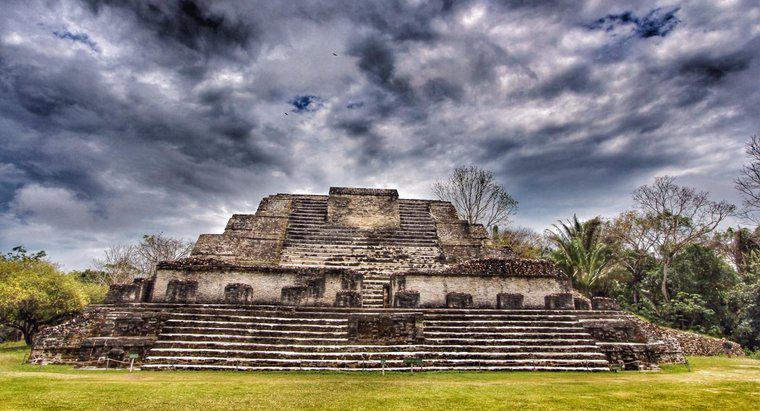 Welche Sprache sprachen die Mayas?