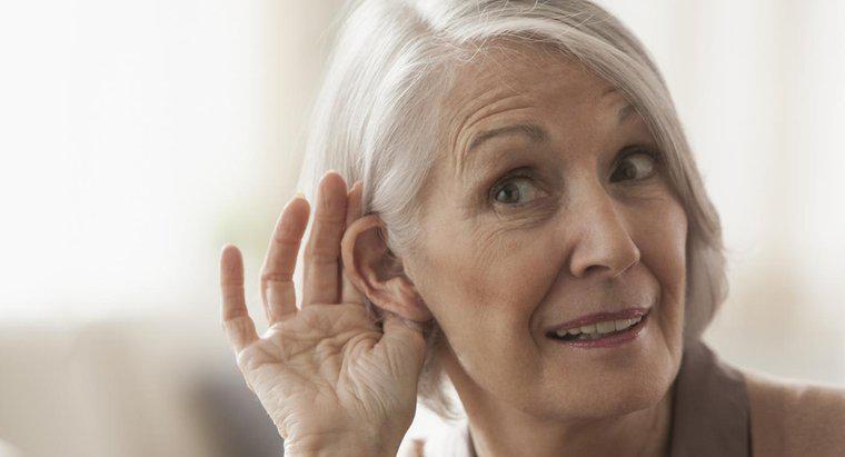 Was ist die ungefähre Reichweite des menschlichen Gehörs?