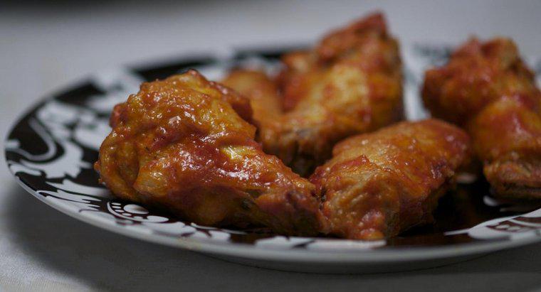 Wie viele Kalorien stecken in Buffalo Chicken Wings?