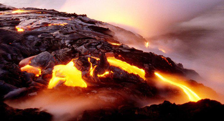 Was lässt Magma aufsteigen?