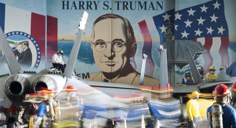 Was sind einige interessante Fakten über Harry S. Truman?