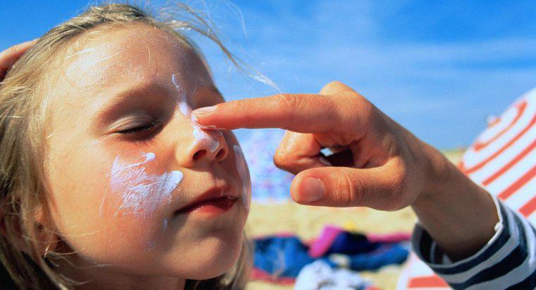 Was sind einige gute Sonnenschutzmittel für Ihr Gesicht?