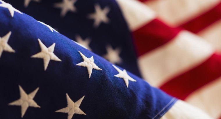 Welche Regeln gelten für die Anzeige einer US-Flagge?