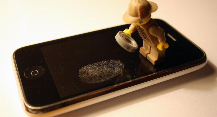 Wie lange bleiben Fingerabdrücke auf Gegenständen?