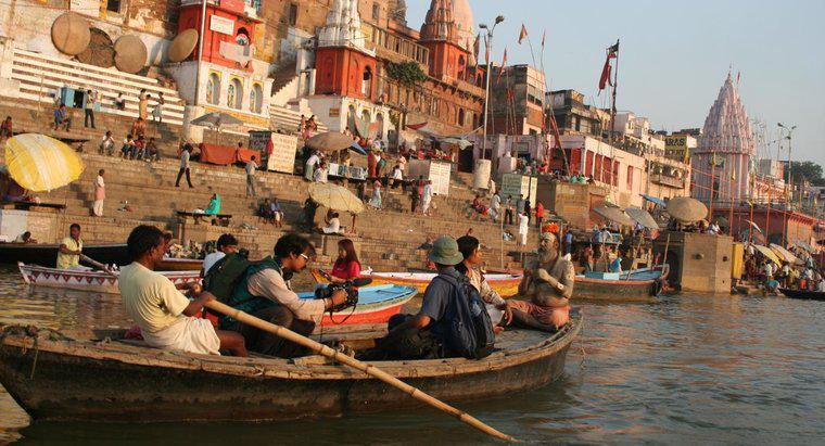 Wie wird der Ganges von Menschen genutzt?