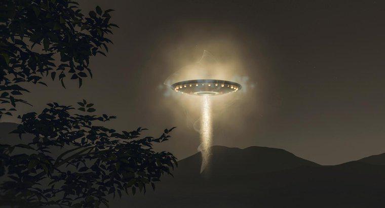Wo können Sie Videos von UFO-Sichtungen von 2014 ansehen?