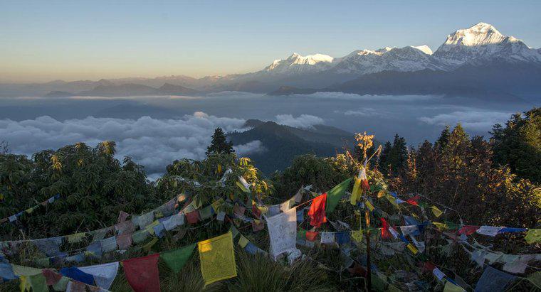 Was war das Jahr der Unabhängigkeit für Nepal?