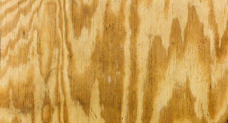 Was sind die Eigenschaften von Sperrholz?