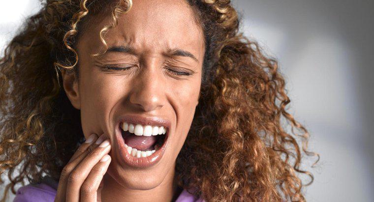 Warum schmerzen Zahnschmerzen nachts mehr?
