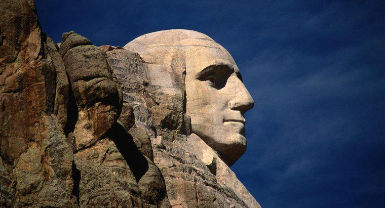 Welche Präzedenzfälle wurden von George Washington gesetzt?