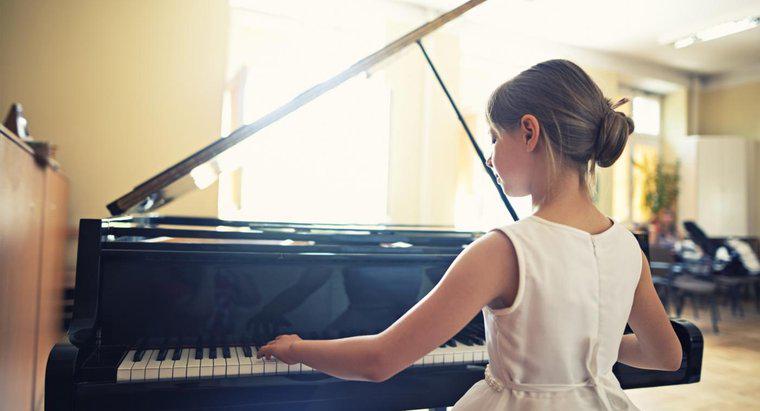 Wie bestimmt man das Alter eines Klaviers anhand seiner Seriennummer?