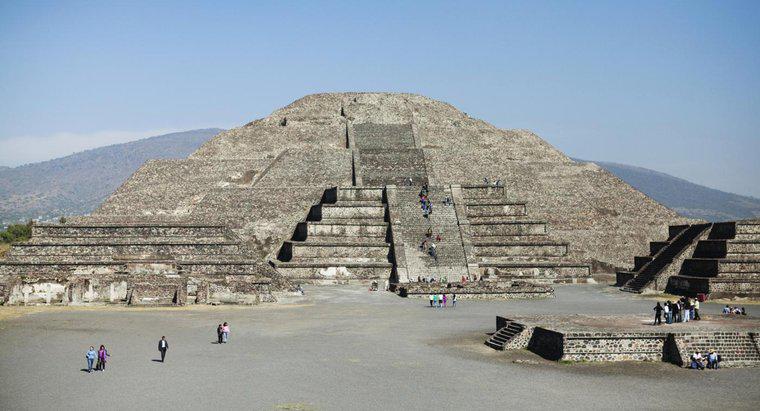 Wann begann die aztekische Zivilisation?