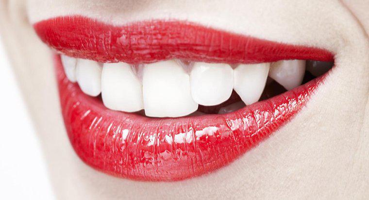 Was sind einige gute Hausmittel für die Zahnaufhellung?