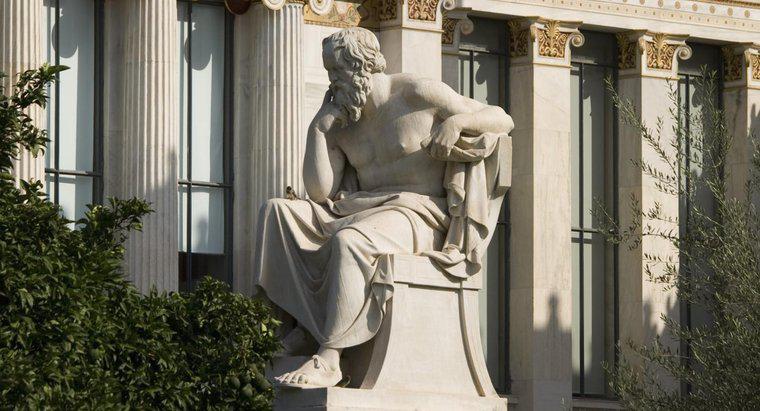 Was hat Sokrates zur Philosophie beigetragen?