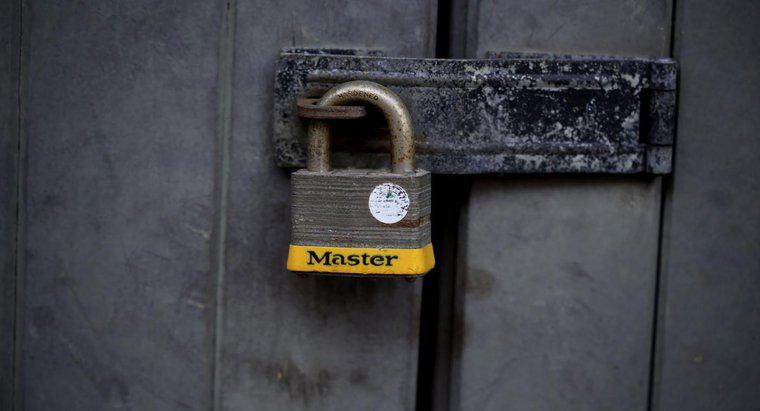 Wie finden Sie einen Master Lock-Schlüsselcode?