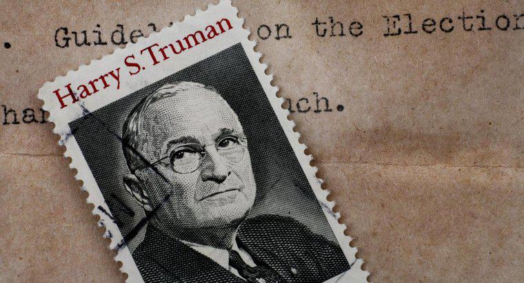 Was war der Zweck der Truman-Doktrin?