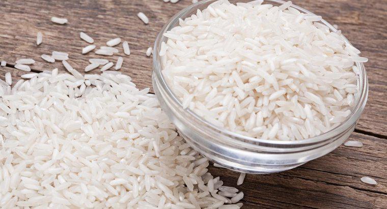 Wie viele Tassen ungekochter Reis ergeben eine Tasse gekochter Reis?