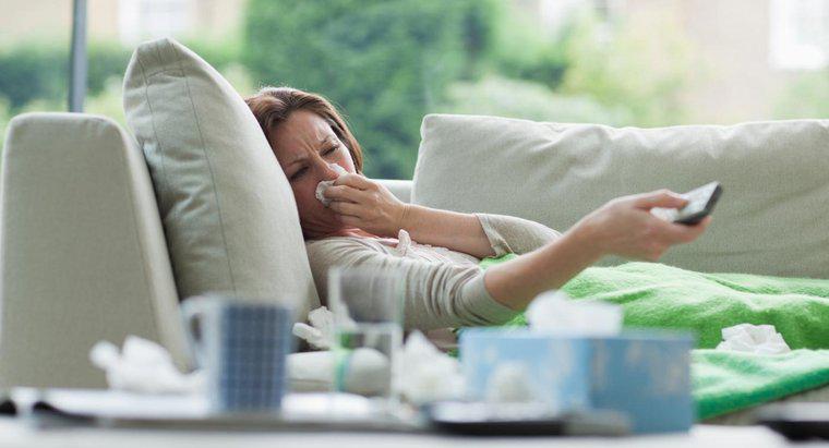 Wie unterscheiden sich die Symptome des Grippevirus von denen einer Erkältung?