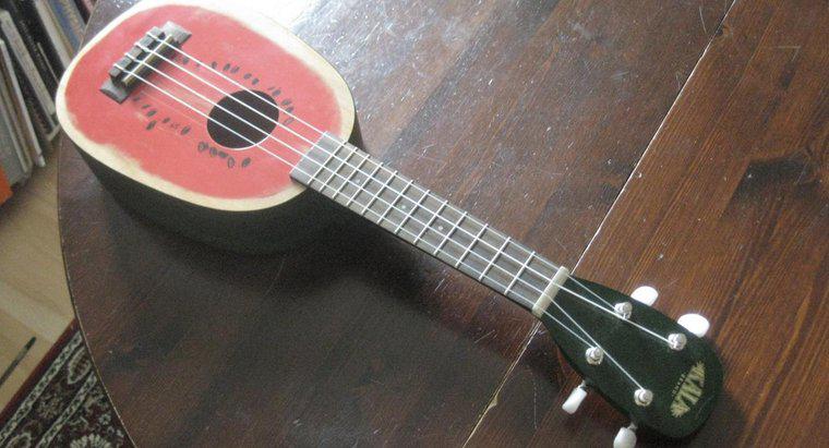 Was ist der Unterschied zwischen einer Ukulele und einer Gitarre?