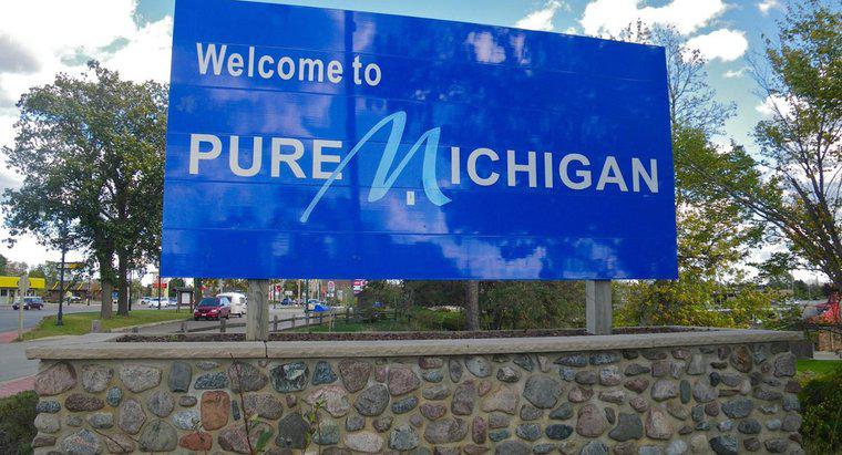 Wie hat Michigan seinen Namen bekommen?