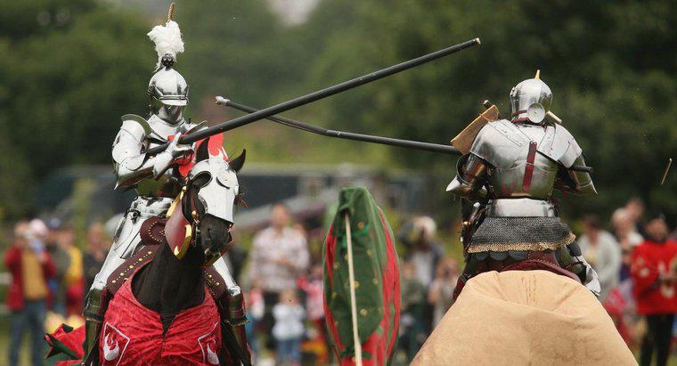 Was trugen Ritter im Mittelalter?