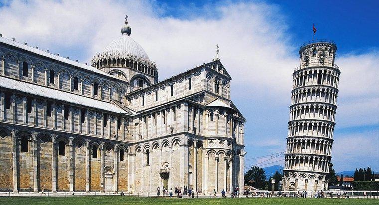 Wo ist der schiefe Turm von Pisa und wird er jemals fallen?