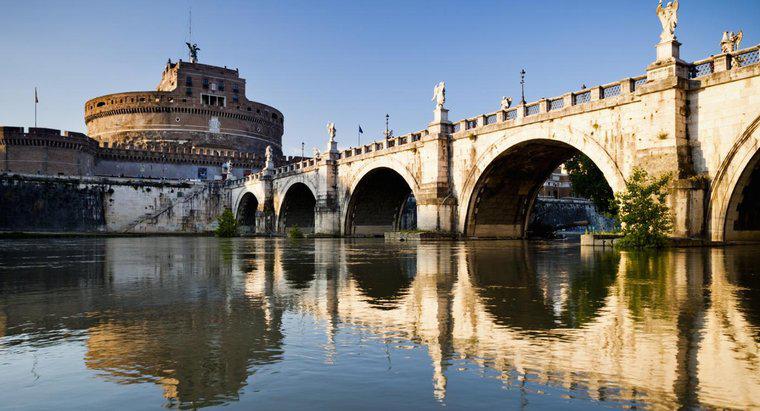 Was sind die drei Hauptflüsse in Italien?
