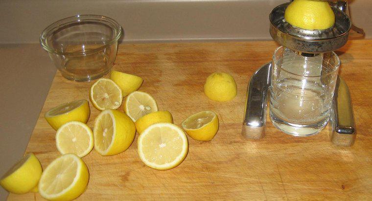 Was ist die chemische Formel für Zitronensaft?