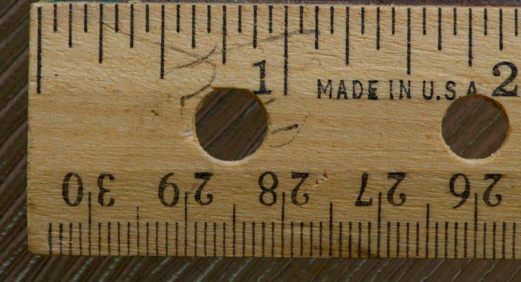 Wie viele Zentimeter wächst ein Mensch in einem Jahr?