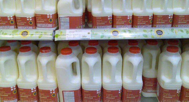 Was passiert bei der Einnahme von verdorbener Milch?