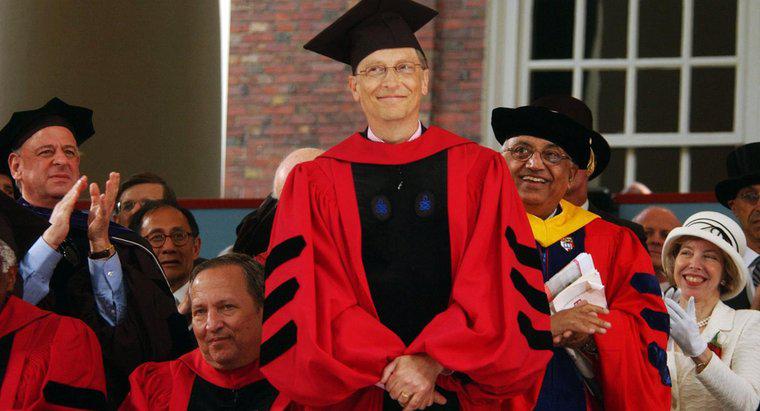 Was war Bill Gates' Hauptfach im College?
