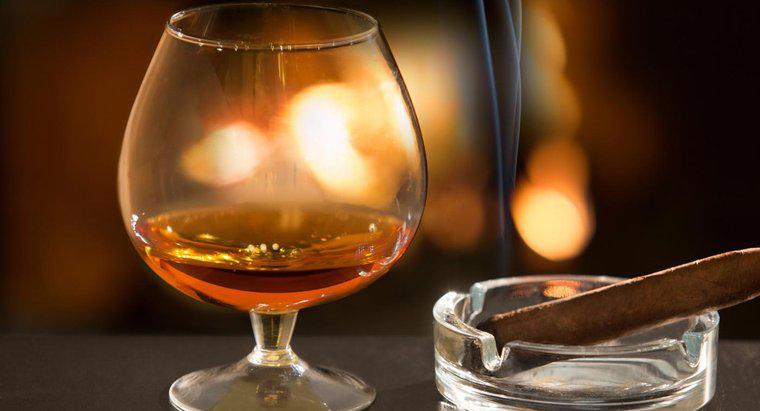 Was sind einige beliebte Cognac-Marken?