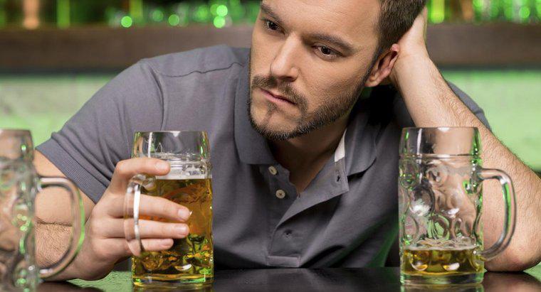 Was ist die Behandlung von alkoholischer Demenz?