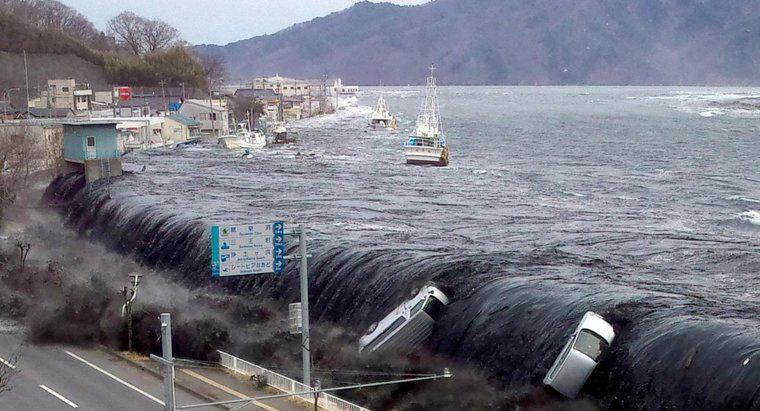 Wie beginnt ein Tsunami?