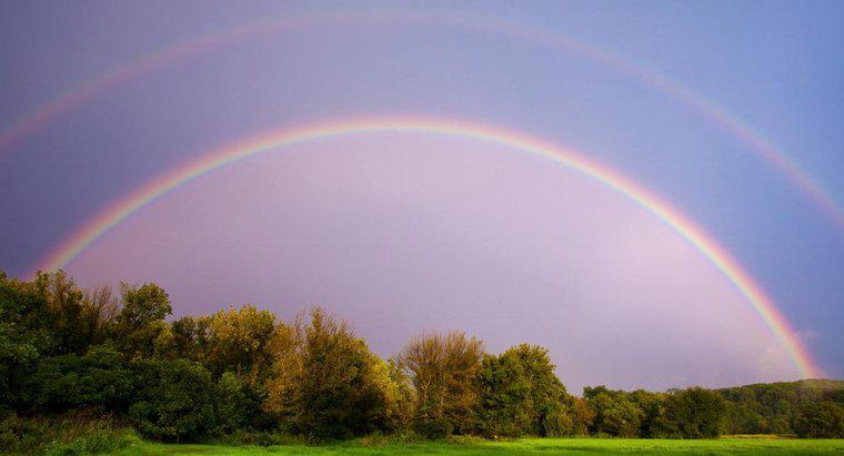 Was bedeutet ein doppelter Regenbogen?